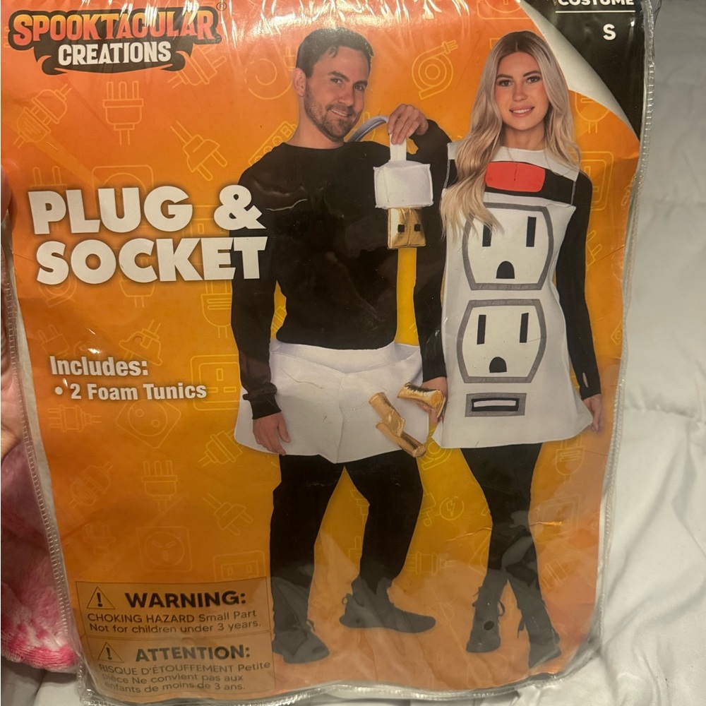 Spooktacular Creations Plug & Socket Costume